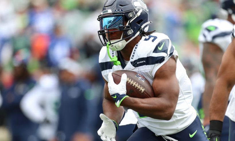 Seattle Seahawks running back Kenneth Walker III (9) warms up before the game against the Seattle Seahawks and the Cincinnati Bengals on October 15, 2023, at Paycor Stadium in Cincinnati, OH.