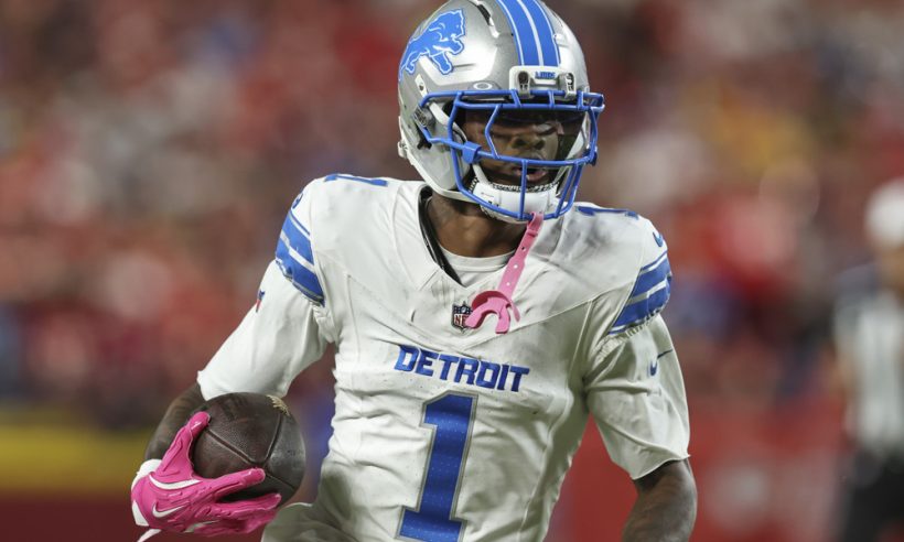Detroit Lions wide receiver Jameson Williams (1) runs after the catch in the first quarter of an NFL game between the Detroit Lions and Kansas City Chiefs on October 12, 2025 at GEHA Field at Arrowhead Stadium in Kansas City, MO.