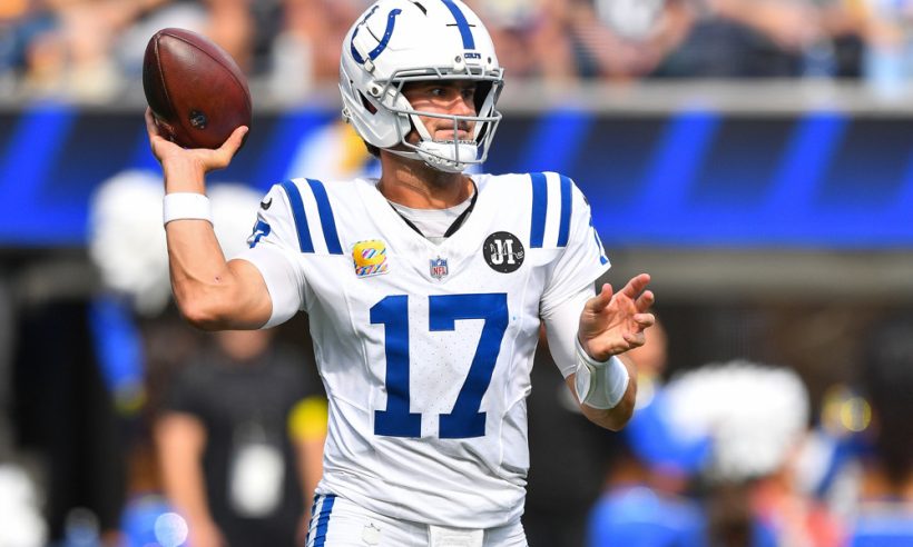 Indianapolis Colts quarterback Daniel Jones (17) throws a pass during the NFL game between the Indianapolis Colts and the Los Angeles Rams on September 28, 2025, at SoFi Stadium in Inglewood, CA.